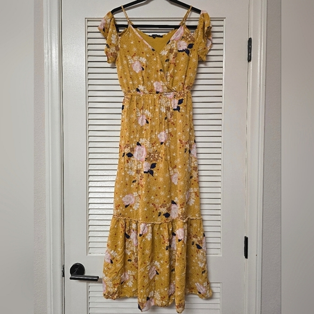 One ❤️ Clothing - Floral Summer Feminine Cold-Shoulder Maxi Short-Sleeve Dress